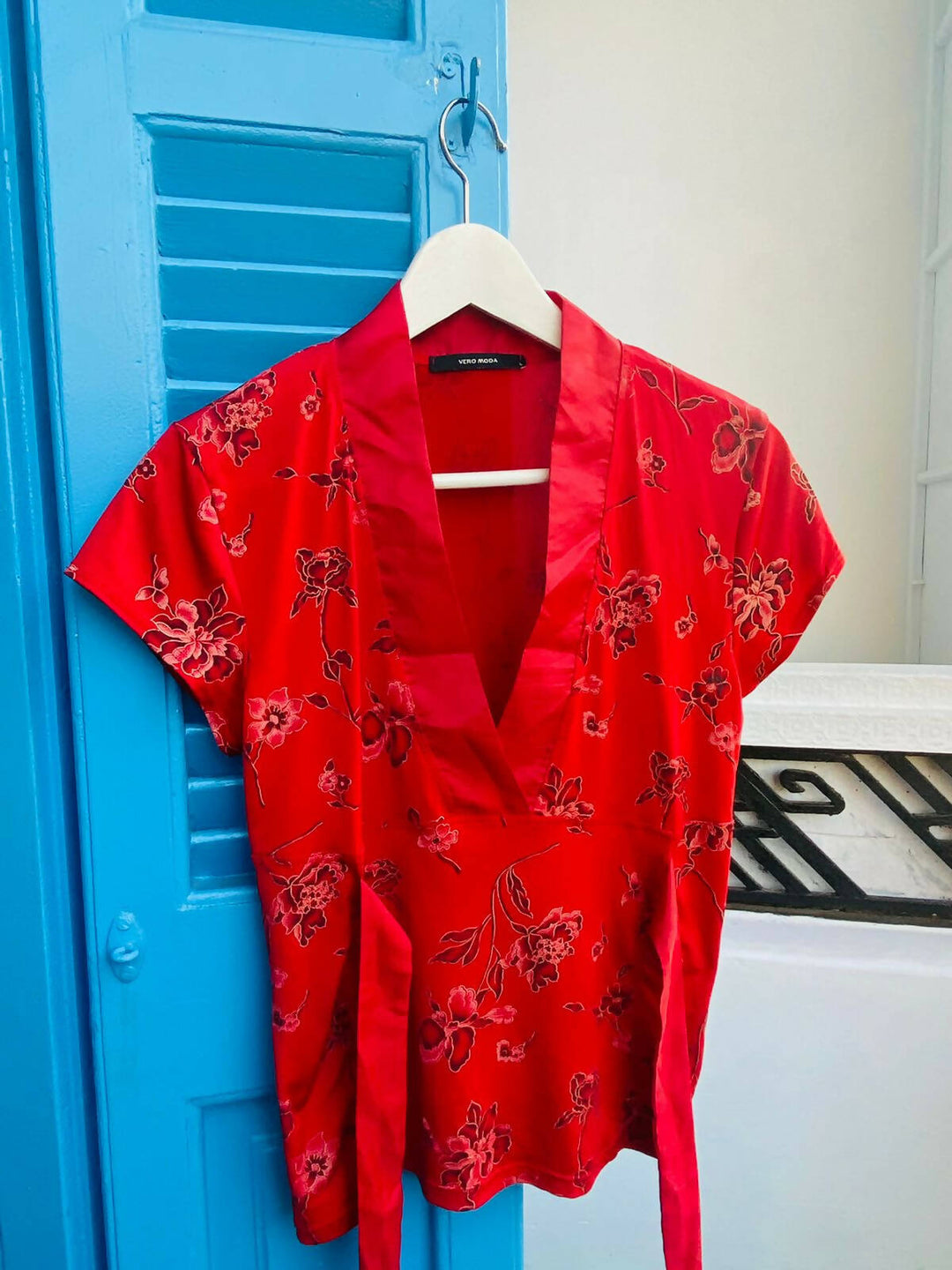 Vero Moda Red Top Size: L