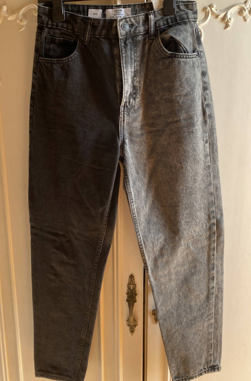 Bershka Mom jeans black X washed out black Size: 38