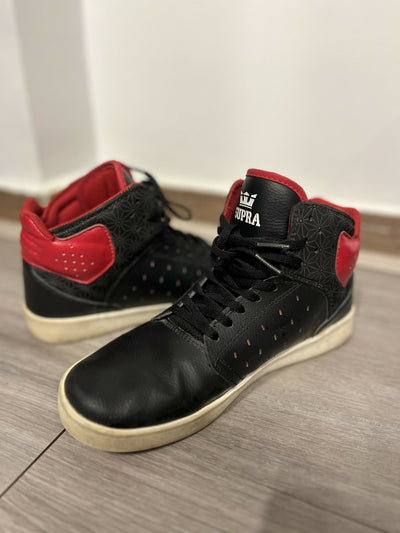 Supra Sneakers Size: 38.5