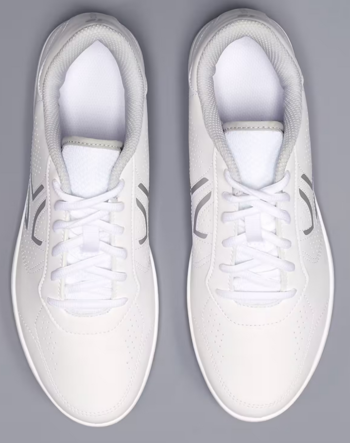 TENNIS SHOES II