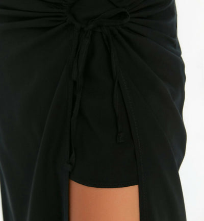 TRENDYOL Black Skirt Size: EU 40