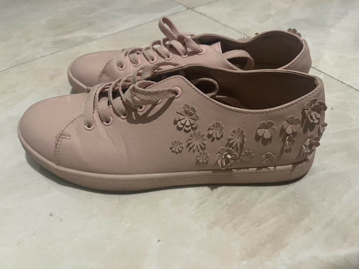 Pink Floral Shoes Size: 40