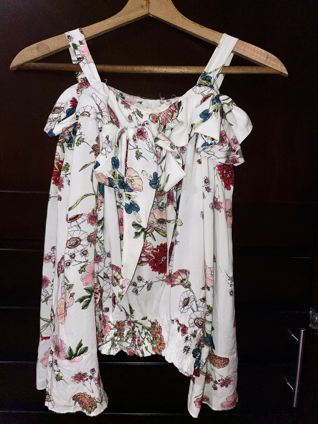 Floral Offshoulder Top Size: S