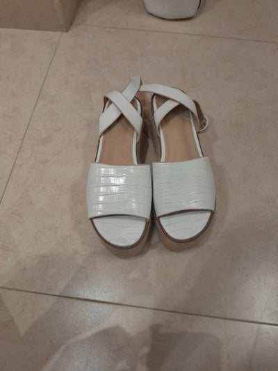 Pixi Beach Heels Size 40 (Brand New)