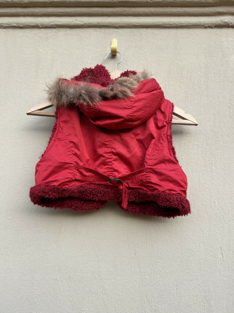 Cropped Red Vest Size M 2