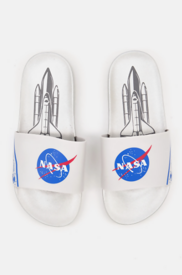 NASA Kids Slippers Size: 32 NEW WITH TAG