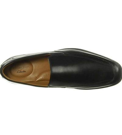 Clarks Classic Size: 45 NEW WITH TAG