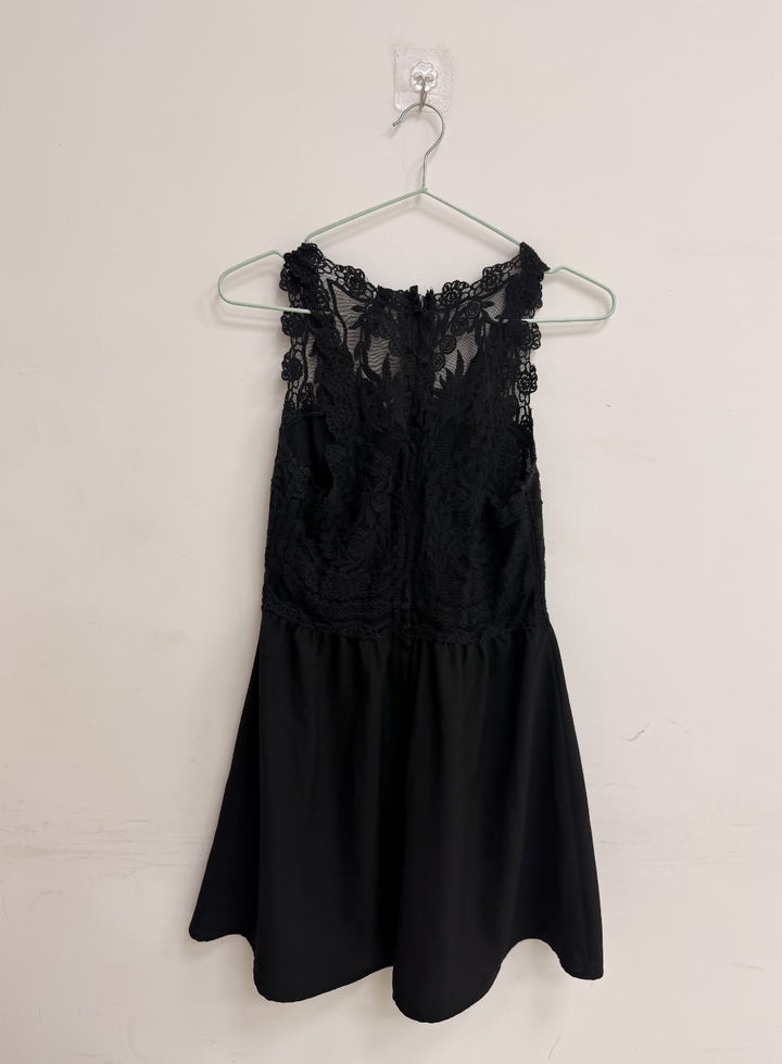 H&M Lace Mini Dress EUR 38