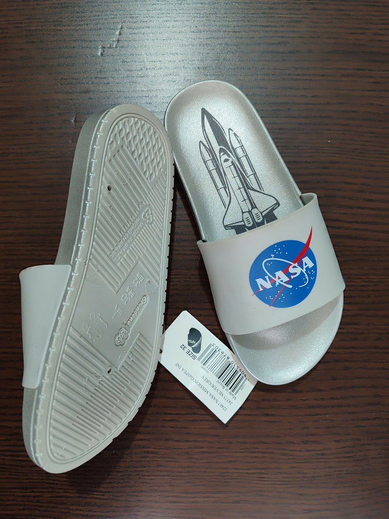 NASA Kids Slippers Size: 32 NEW WITH TAG