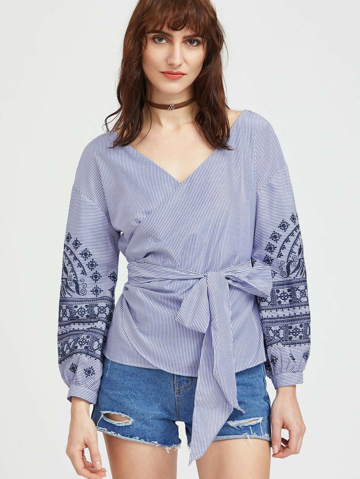 Zara Embroidery Blouse Size S/M