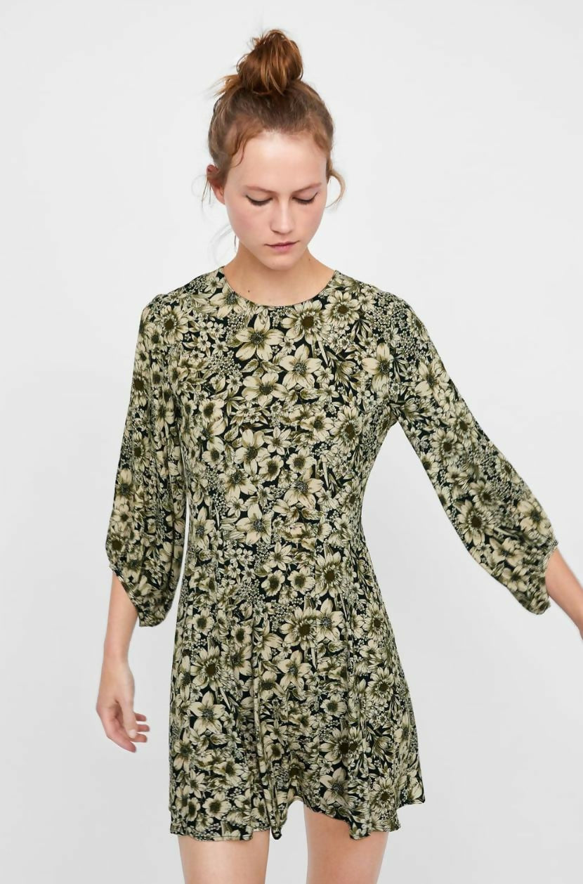 Zara Printed Dress w/Pleated Skirt