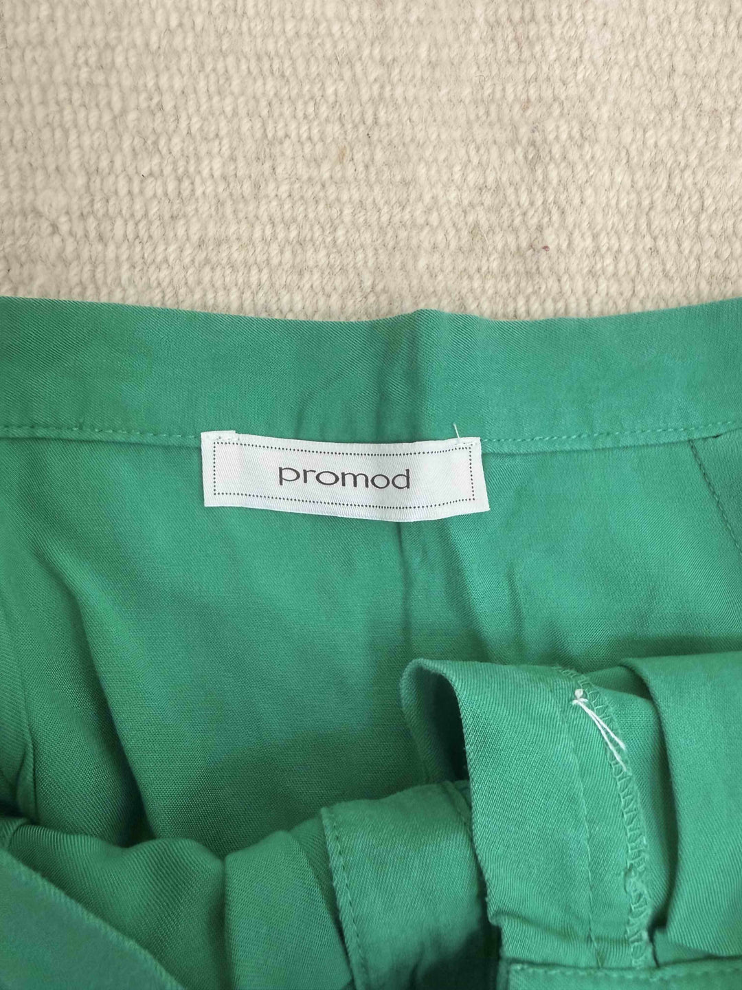Promod green skirt