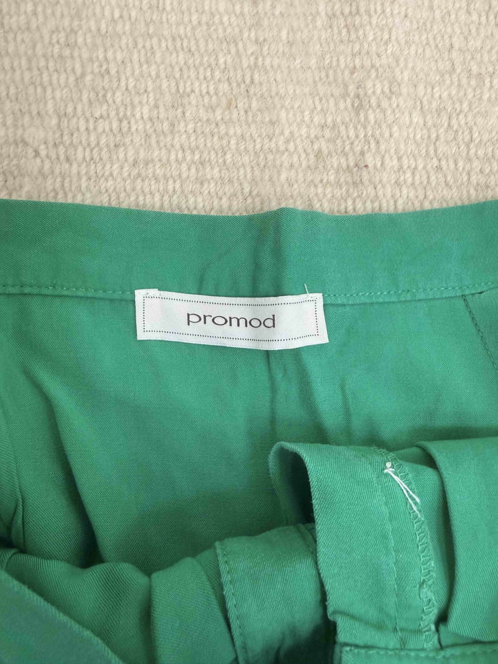 Promod green skirt