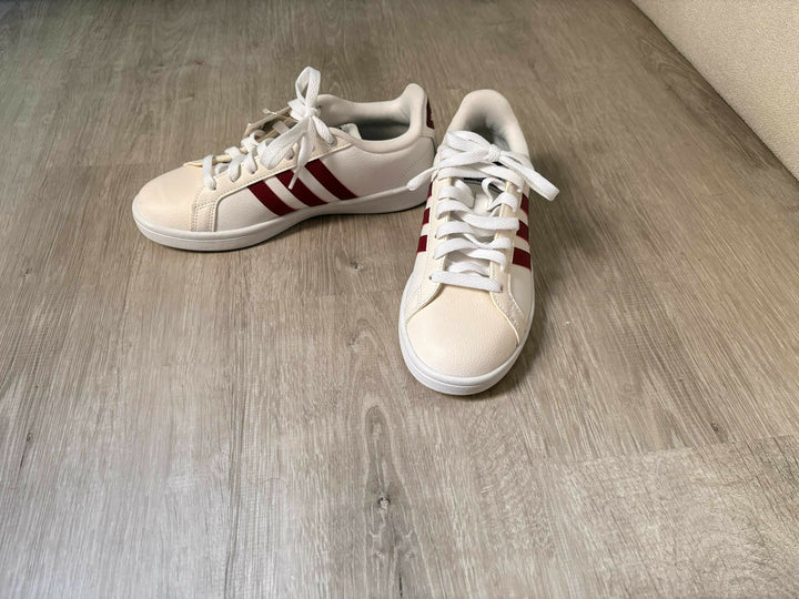 Adidas Cloud Foam Advantage Burgandy