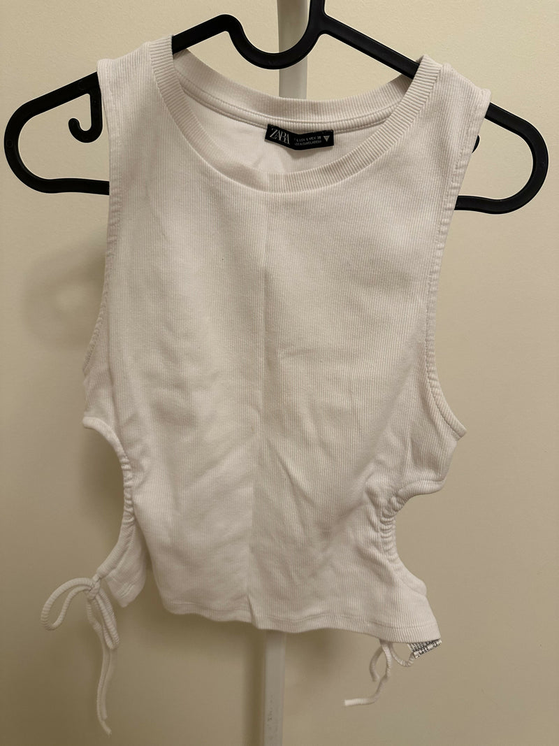 ZARA White Top Size: L