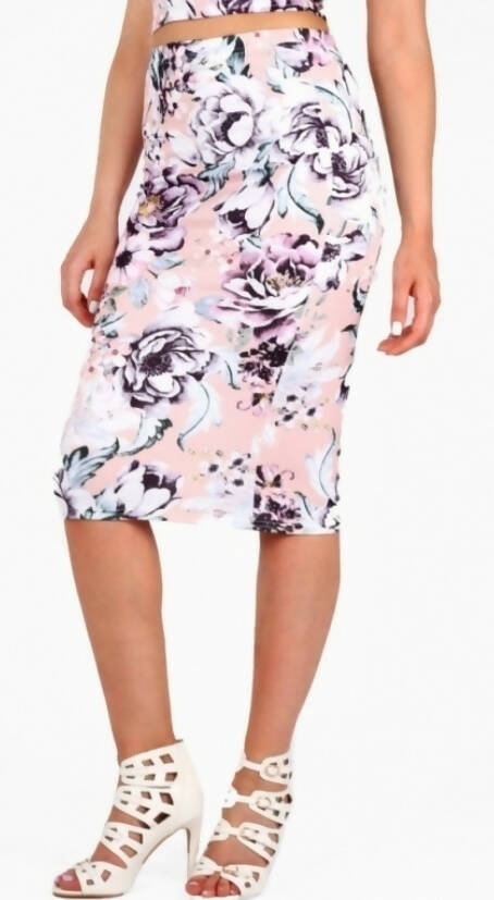 Select floral bodycon skirt *Size 40* *As new*