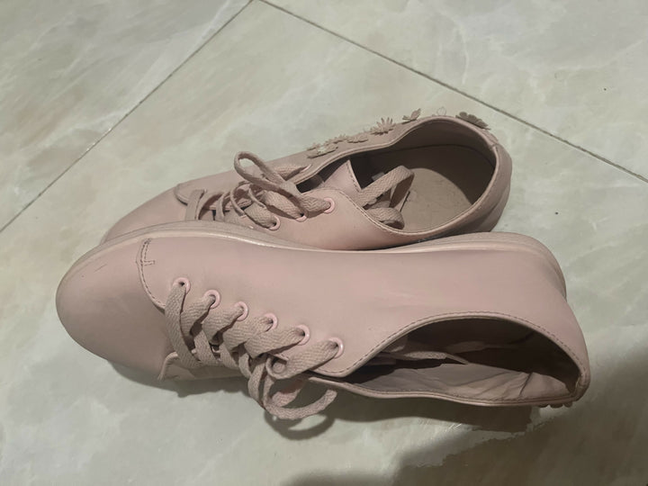 Pink Floral Shoes Size: 40