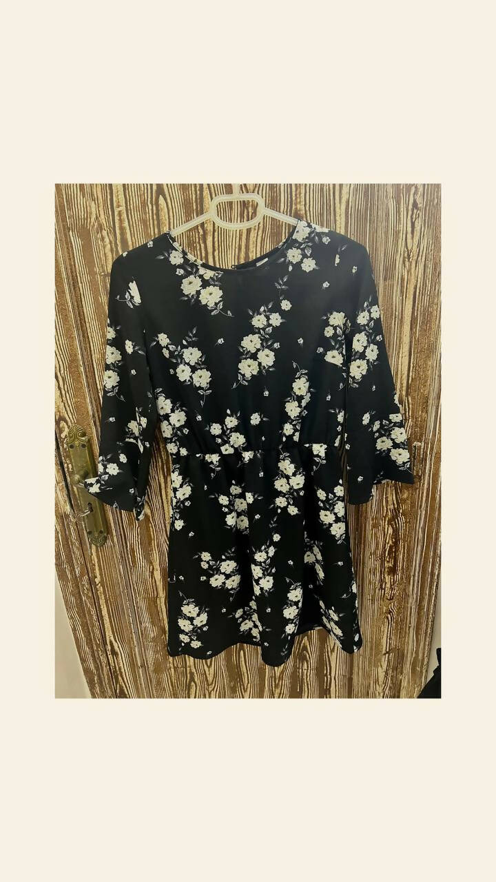 H&M Floral Midi Dress Size M