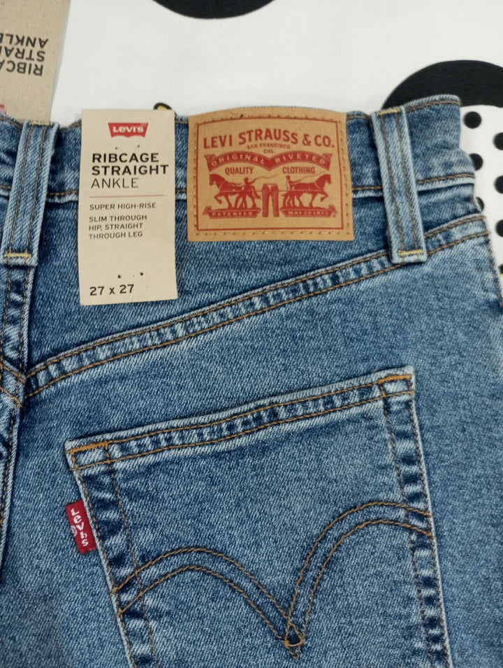 New Levi's Straight Jeans (USA Size: 27)