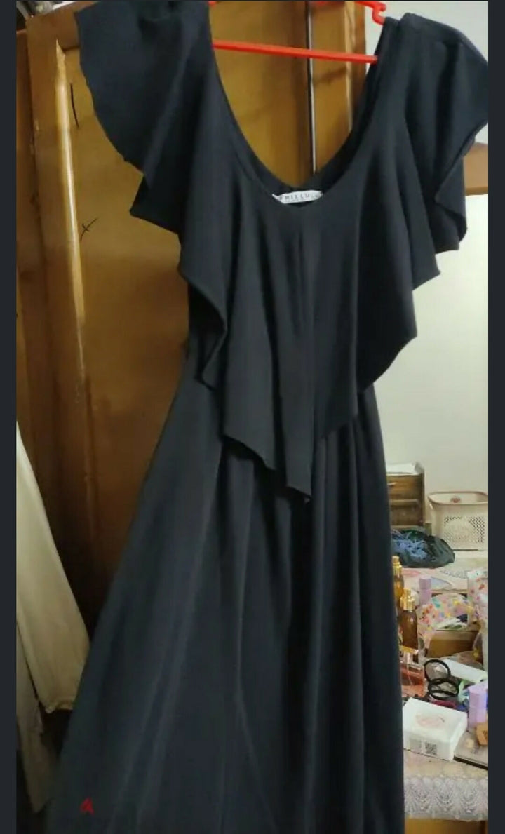 Frillu Max Black Dress