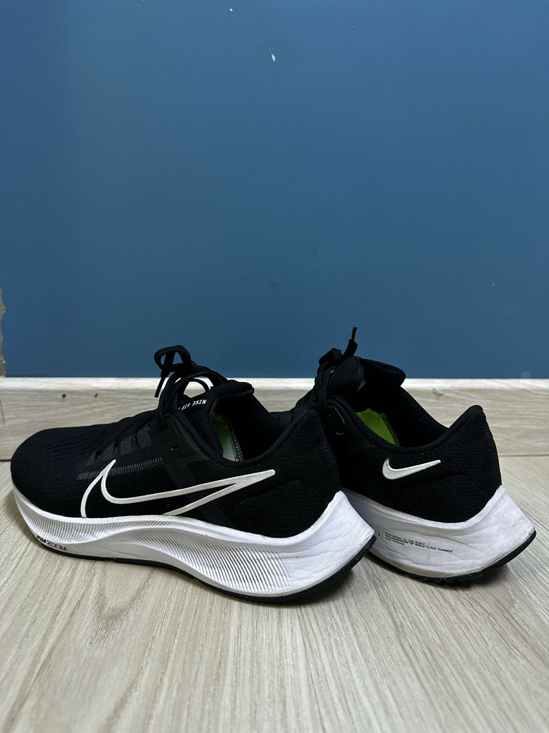 Nike Pegasus Running Shoes Size 40