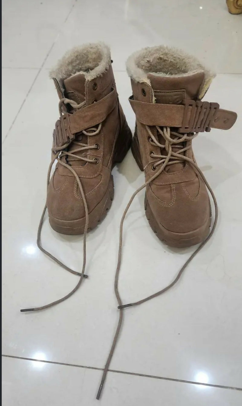 Half Boot Size: 38