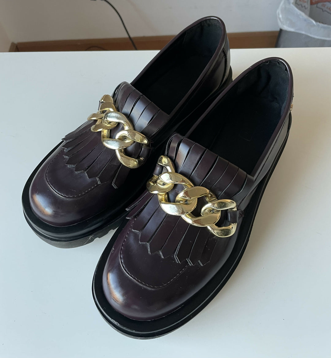 Dejavu Burgundy Loafers Size: 41