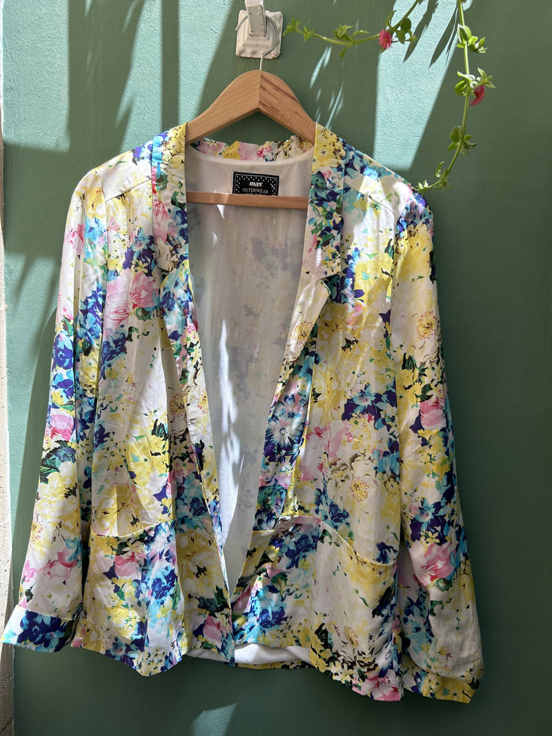 Light Floral Blazer Size L-XL