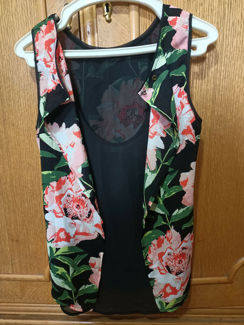 H&M Floral Blouse Size: 36