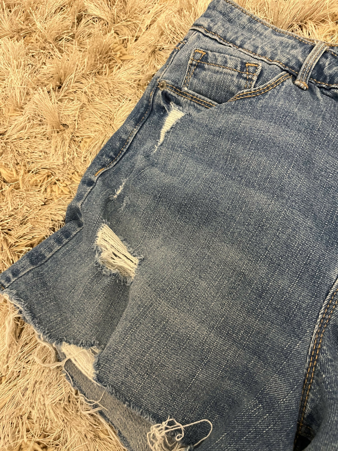 Old Navy High Rise Shorts Size: M