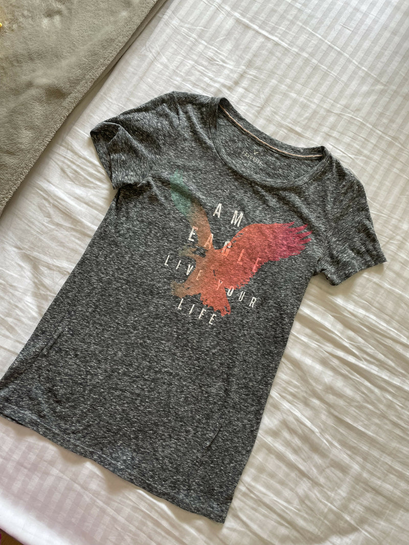 American Eagle t-shirts Bundle Deal Size: XS