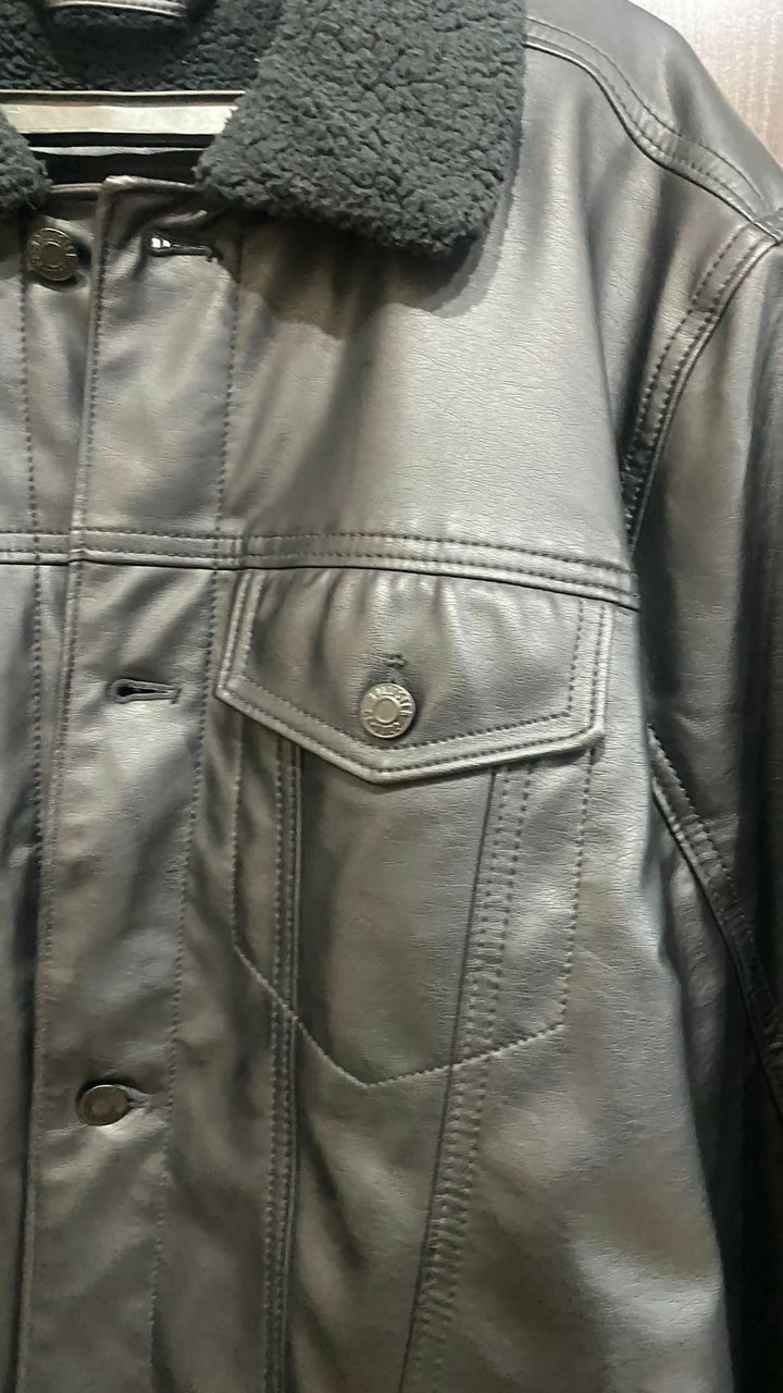 Hollister Leather Jacket Size: XL