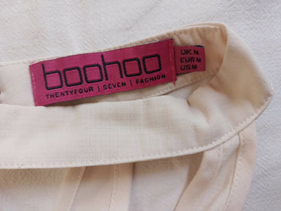 Boohoo nude Blouse (Size: Medium) (New without tag)