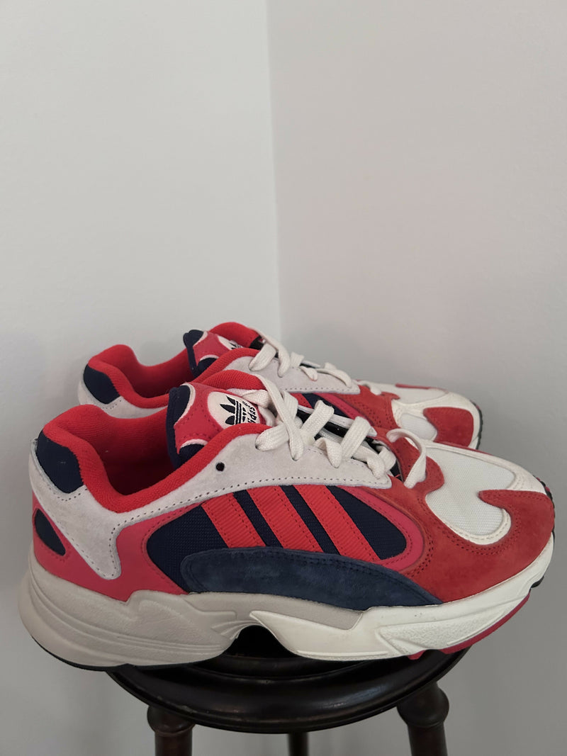 Vintage Adidas Sneakers in Perfect Condition