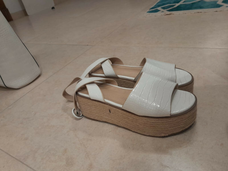 Pixi Beach Heels Size 40 (Brand New)