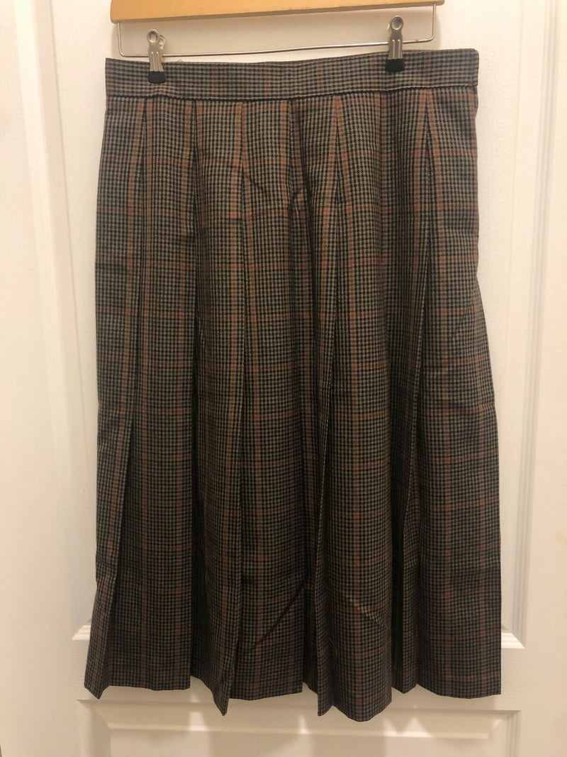 Vintage Long Skirt Size: M