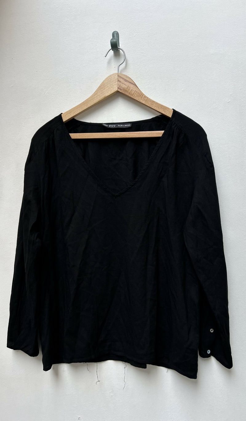 Essential Zara basic V cut blouse size XL