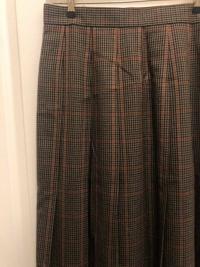 Vintage Long Skirt Size: M