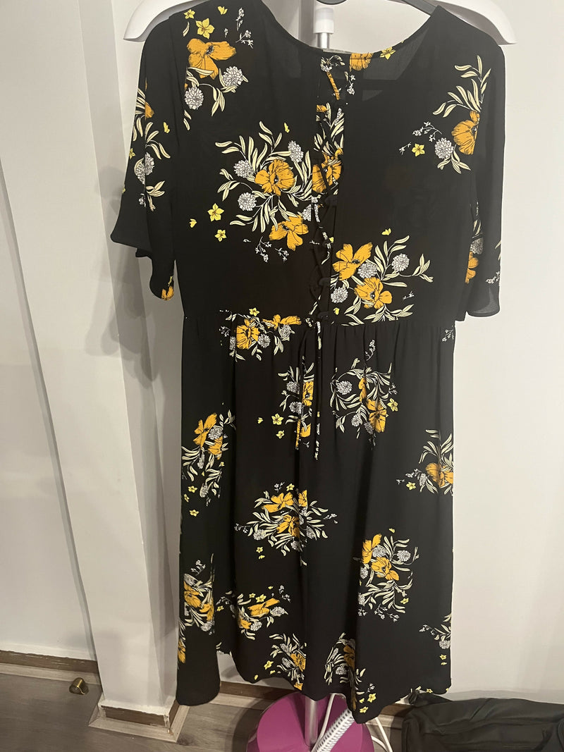 Zara Midi Dress Size S