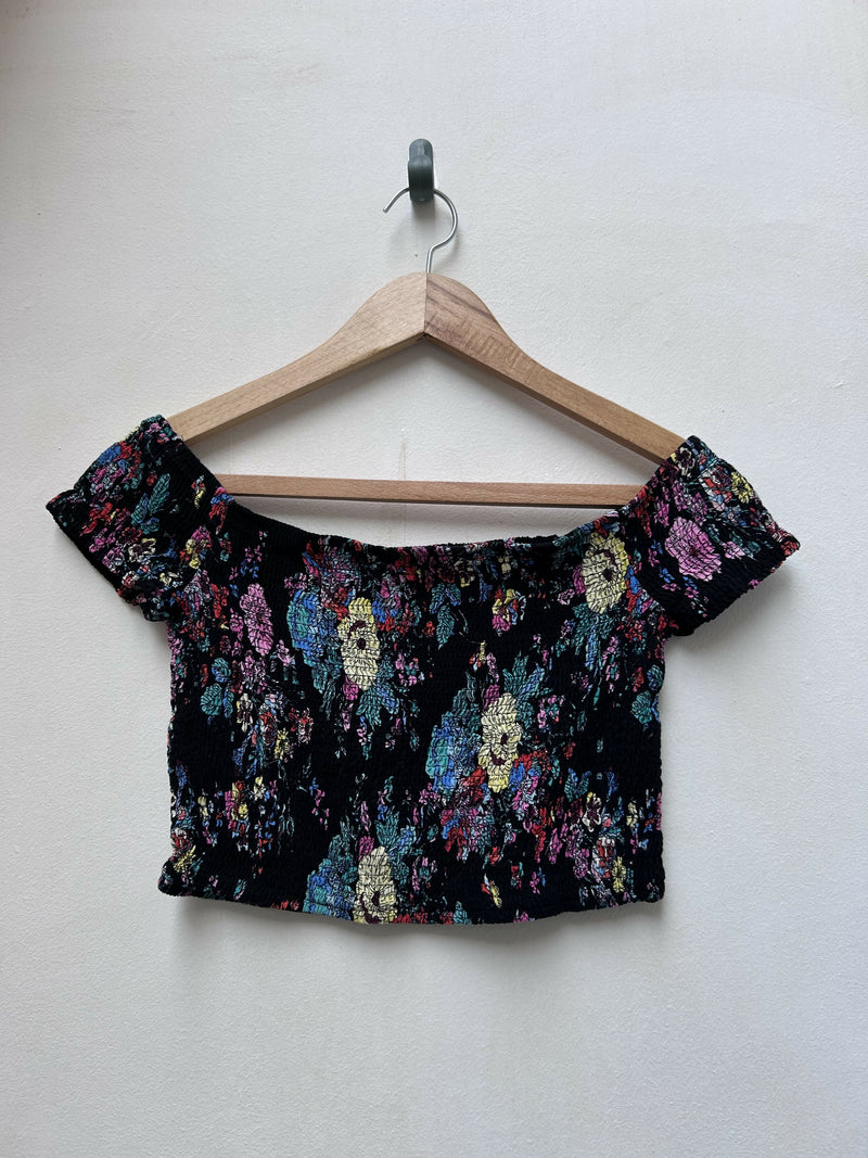 Off Shoulders Floral Cropped Top Size S-M