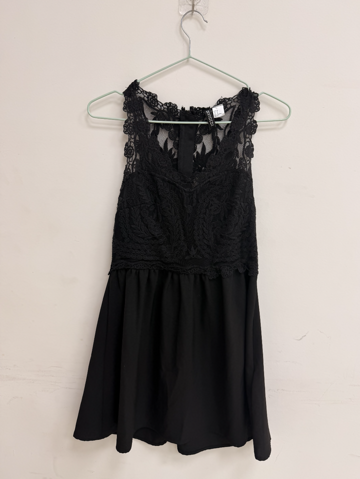 H&M Lace Mini Dress EUR 38