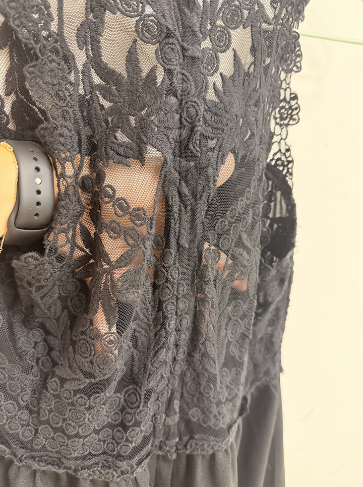 H&M Lace Mini Dress EUR 38