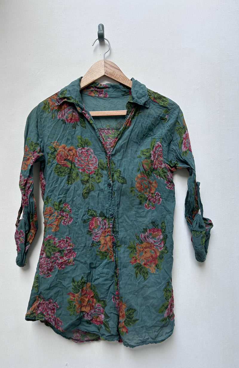 Floral blue blouse M-L