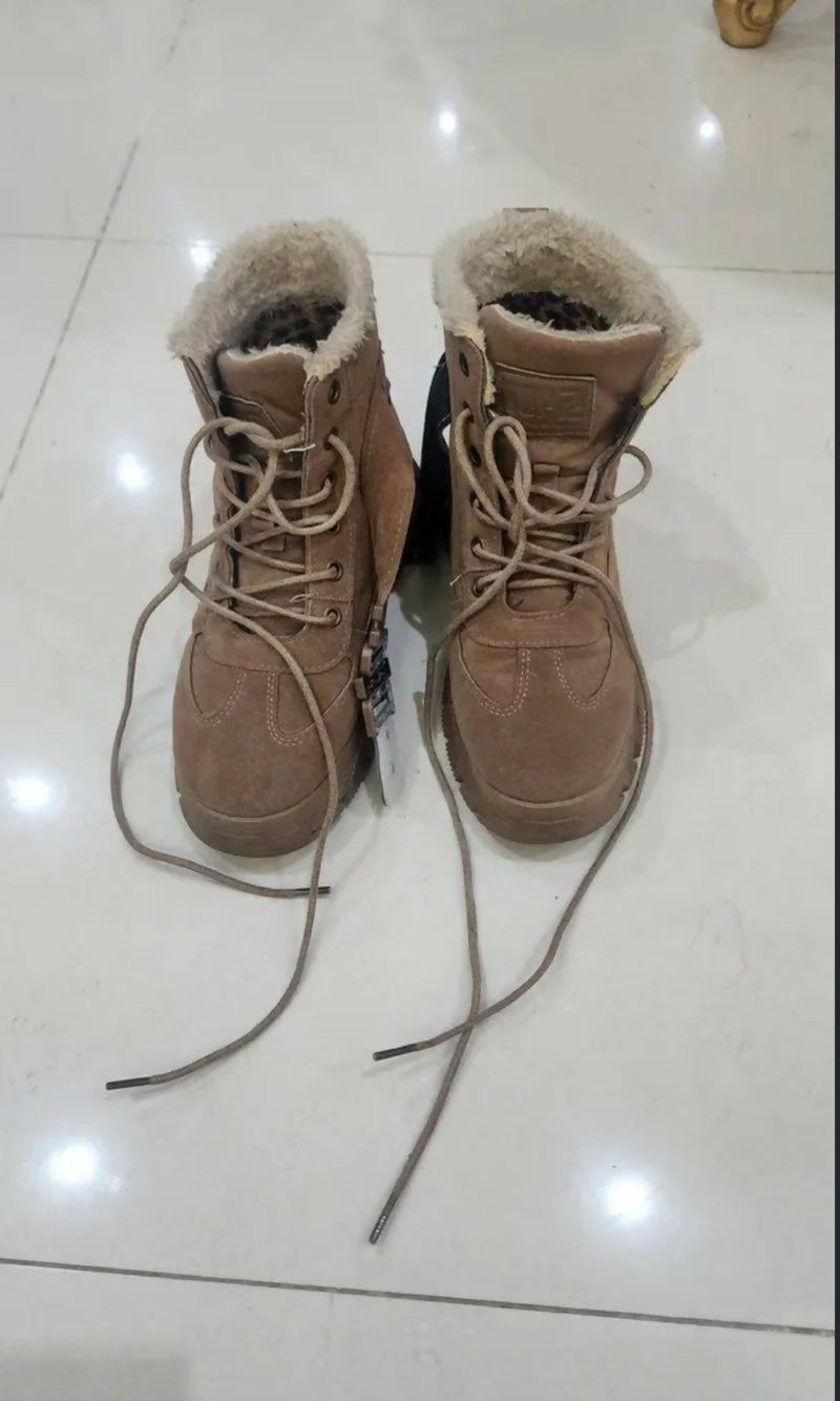 Half Boot Size: 38