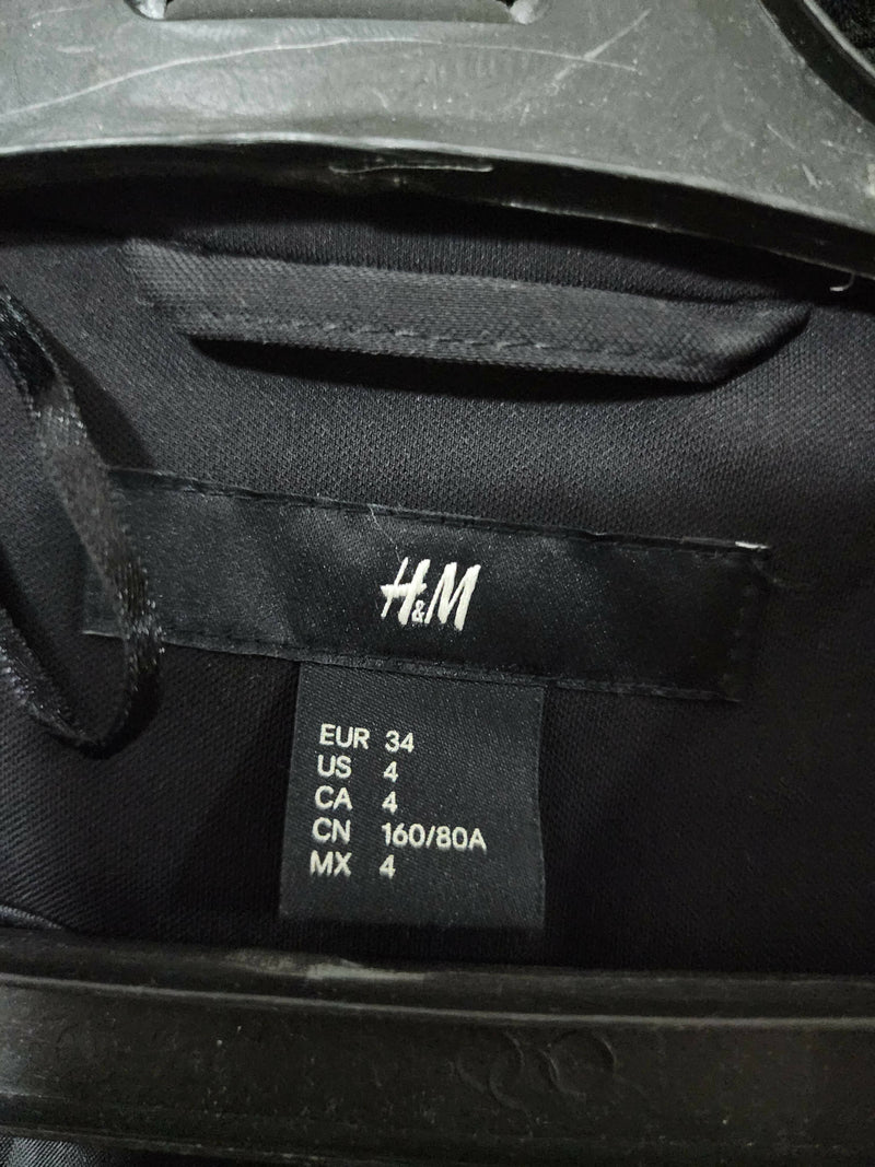 H&M Black Blazer Size: 34