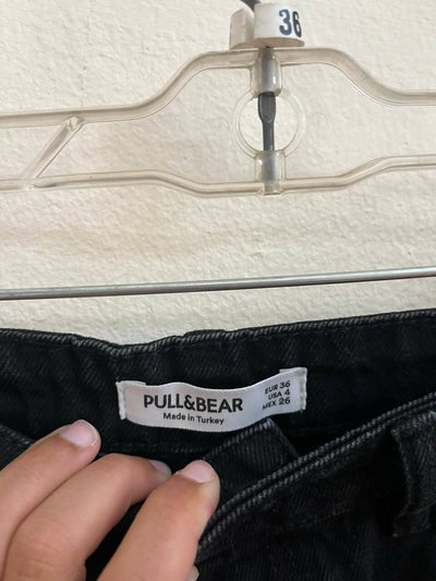 Pull&Bear Mom Jeans Black Shorts Size EUR 36