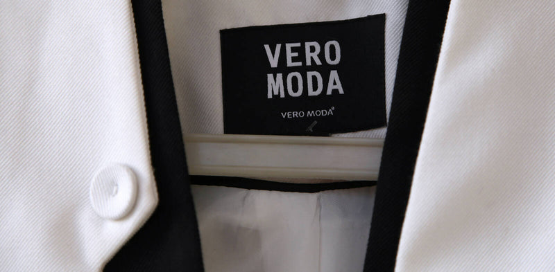 NEW Vero Moda Short Sleeves Blazer Size: S/M