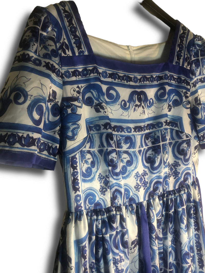 Blue Patterned Dress Size: S