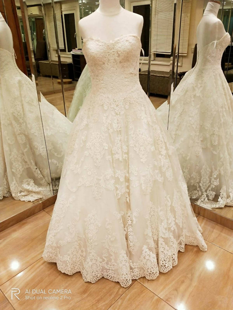 Pronovias Wedding Dress