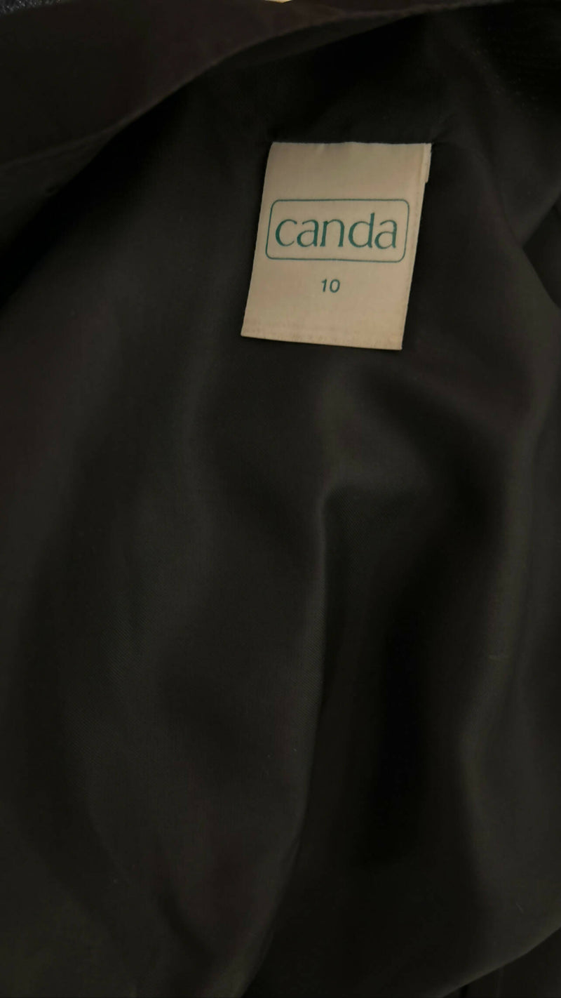 Canada Vest Size: S/M